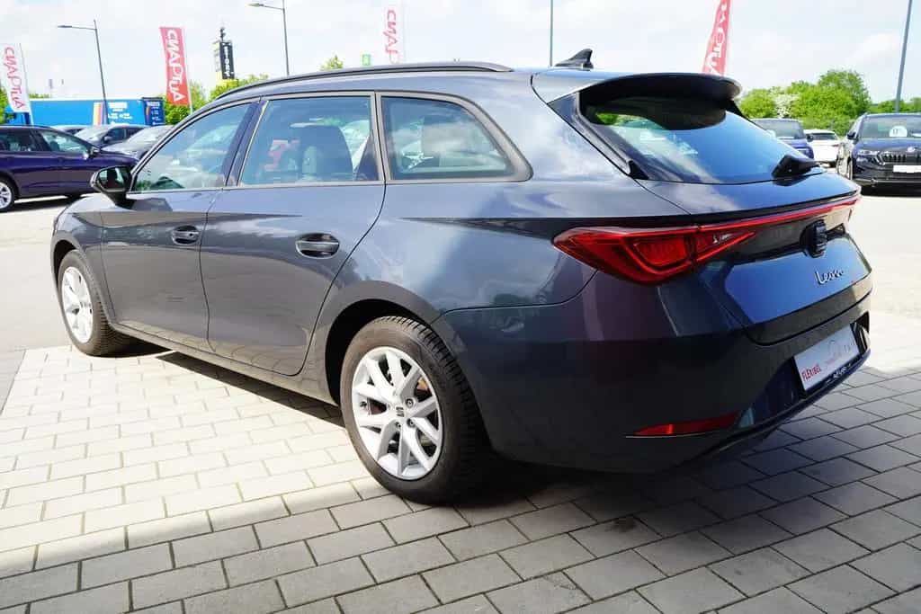 Seat Leon ST 1.5 TSI Style LED Navi Sitzheizung AHK 11/2020-photo-2