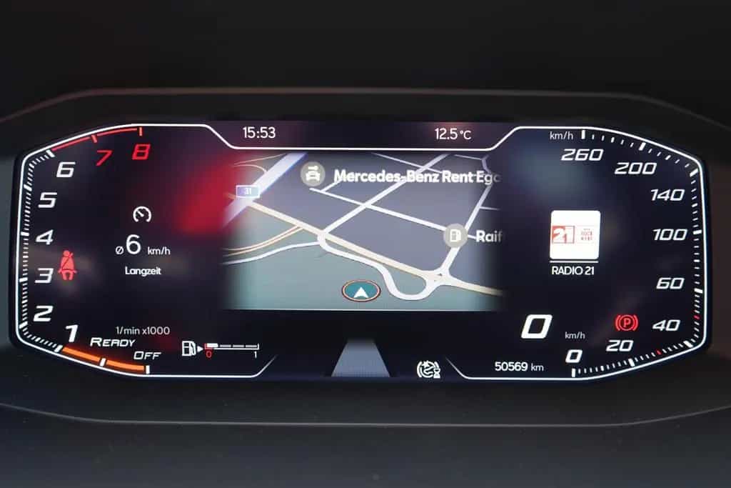 Seat Leon ST 1.5 TSI Style LED Navi Sitzheizung AHK 11/2020-photo-21