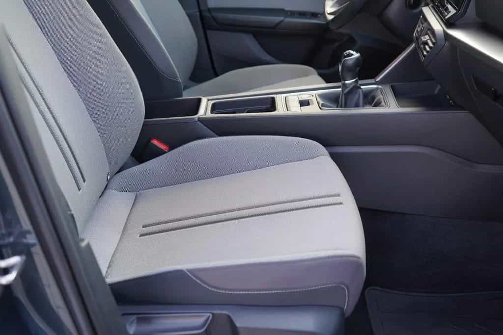 Seat Leon ST 1.5 TSI Style LED Navi Sitzheizung AHK 11/2020-photo-24