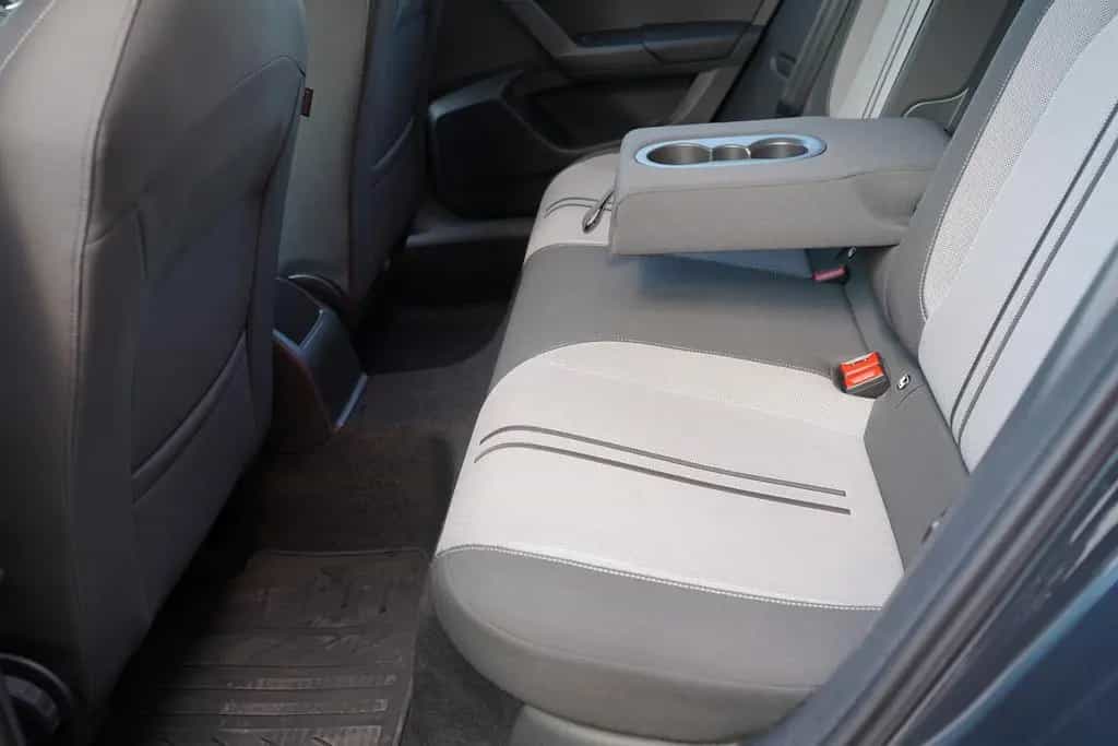 Seat Leon ST 1.5 TSI Style LED Navi Sitzheizung AHK 11/2020-photo-29