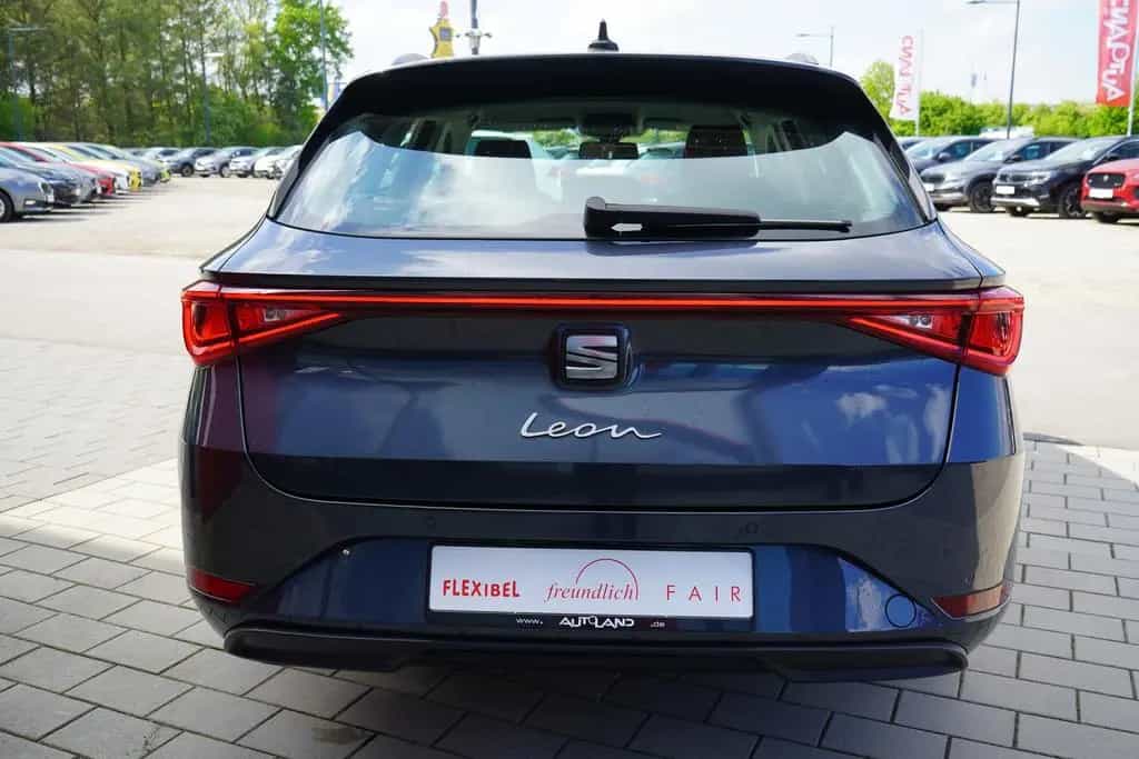 Seat Leon ST 1.5 TSI Style LED Navi Sitzheizung AHK 11/2020-photo-3