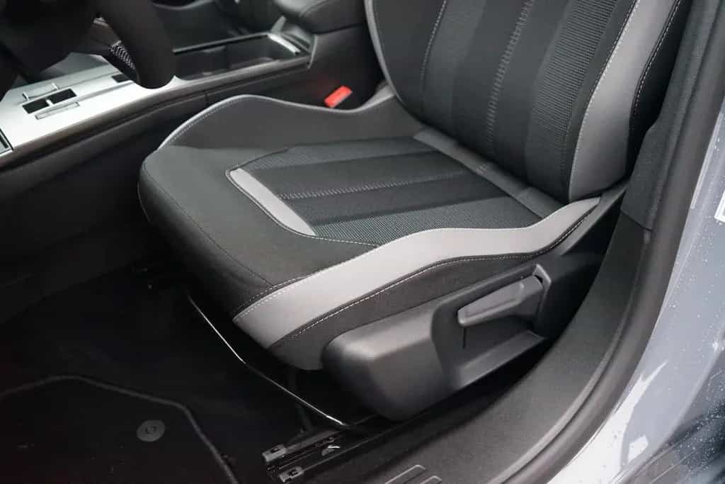 Opel Mokka GS 1.2 DI Turbo Aut. LED Kamera Sitzheizun 04/2026-photo-13