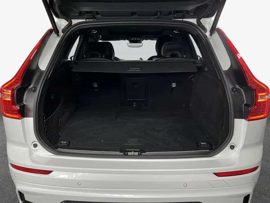 Volvo XC60 B4 AWD R-Design Aut Glasd 21'' HeadUp Stand 01/2022-photo-10