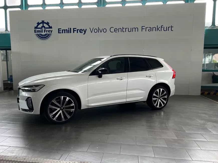 Volvo XC60 B4 AWD R-Design Aut Glasd 21'' HeadUp Stand 01/2022-photo-25