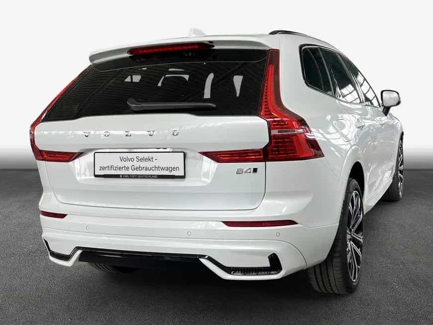 Volvo XC60 B4 AWD R-Design Aut Glasd 21'' HeadUp Stand 01/2022-photo-3