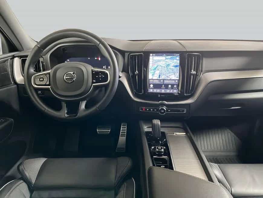 Volvo XC60 B4 AWD R-Design Aut Glasd 21'' HeadUp Stand 01/2022-photo-8