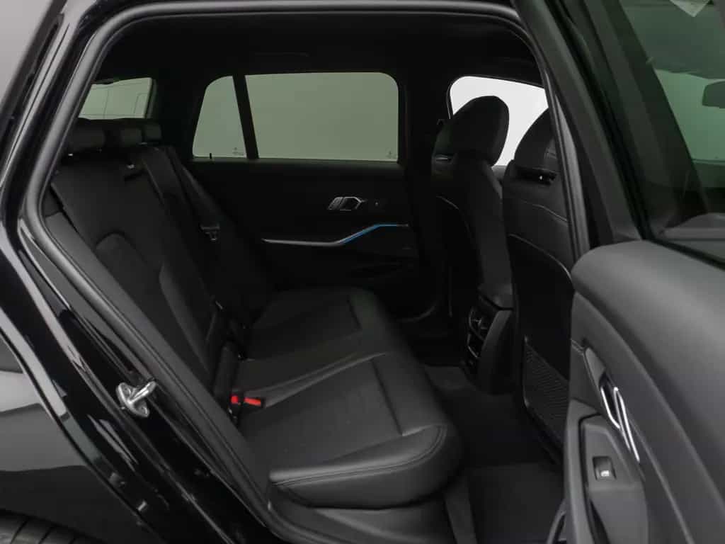 BMW 3 Series i xD Kamera HUD H/K ACC Komfort Alarm Sport 03/2023-photo-26
