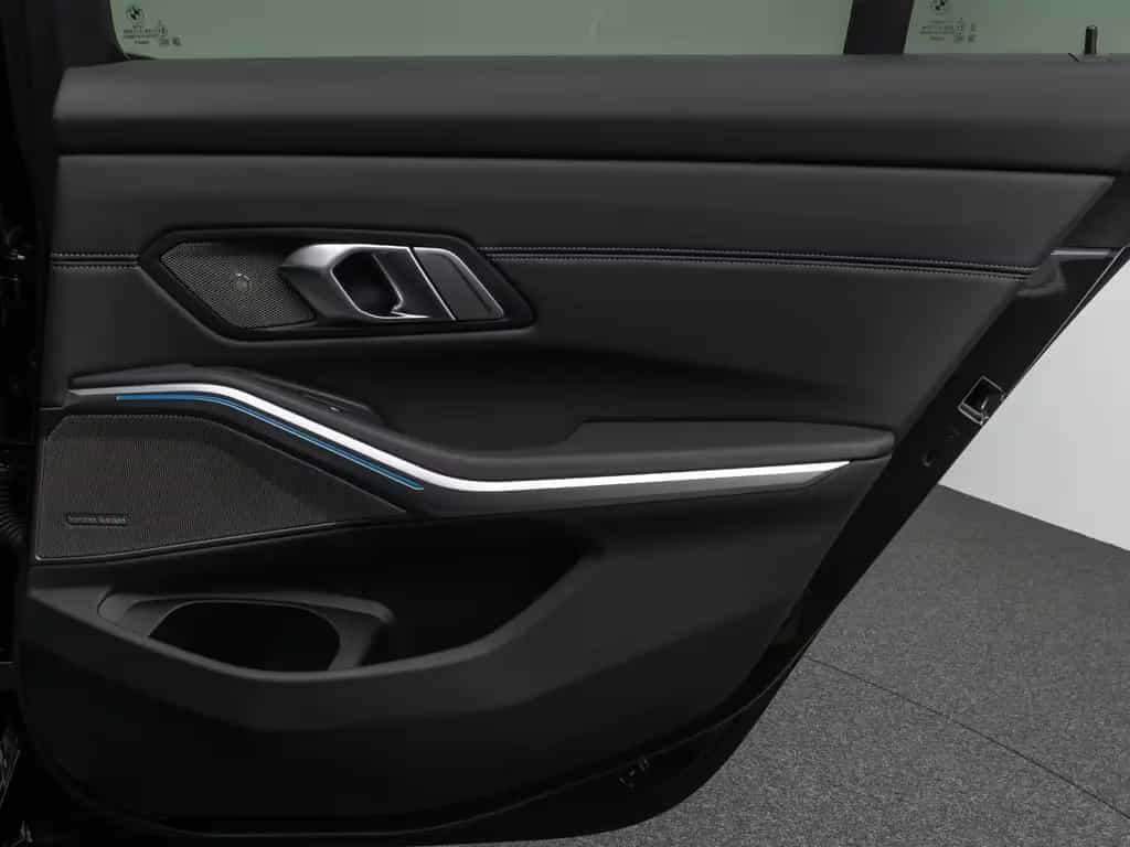 BMW 3 Series i xD Kamera HUD H/K ACC Komfort Alarm Sport 03/2023-photo-31