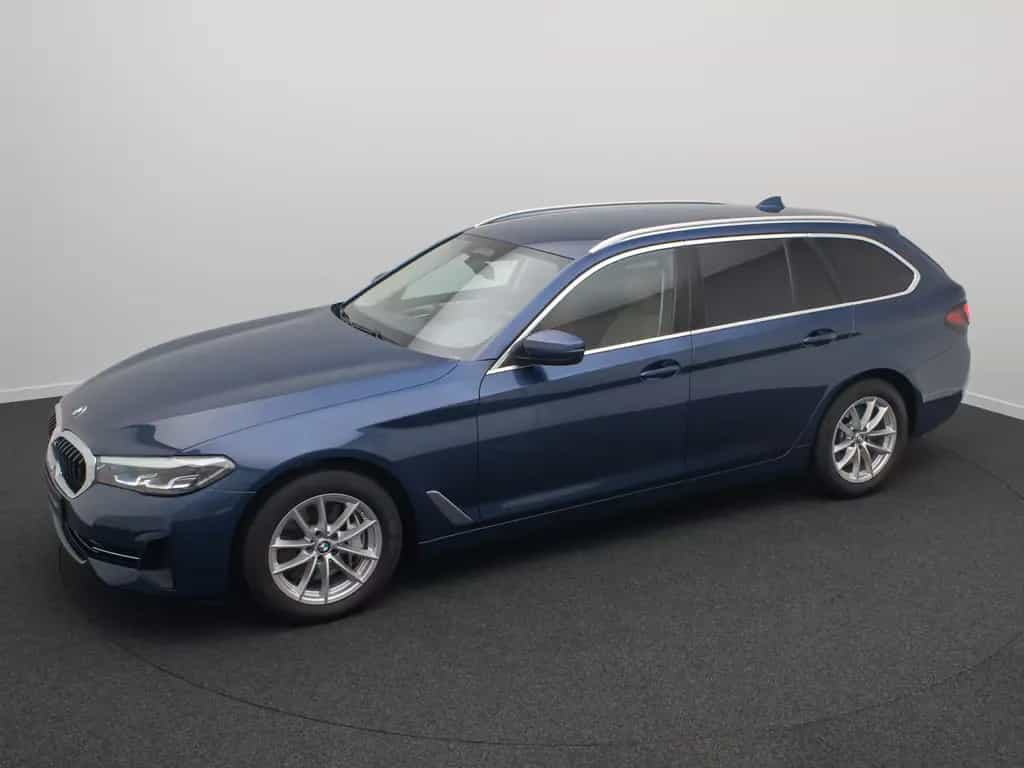 BMW 5 Series d Sport Komfort DAB Kamera 4xKlima Alarm 11/2022-photo-11