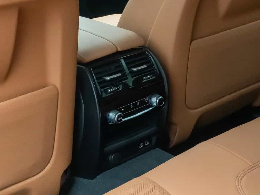 BMW 5 Series d Sport Komfort DAB Kamera 4xKlima Alarm 11/2022-photo-28