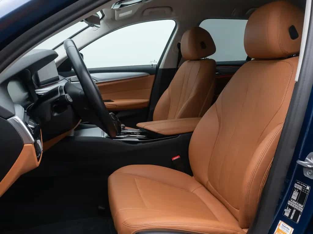 BMW 5 Series d Sport Komfort DAB Kamera 4xKlima Alarm 11/2022-photo-34