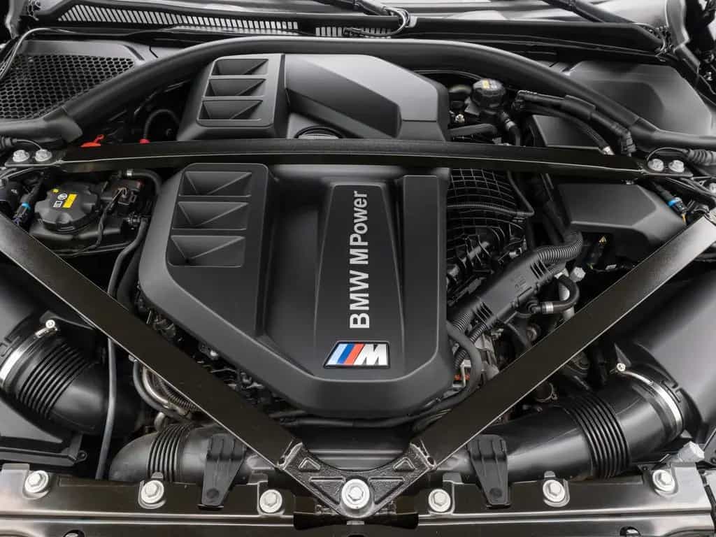 BMW M4 Competition xD 360°HUD H/K DAB Laser Klimasit 07/2022-photo-17