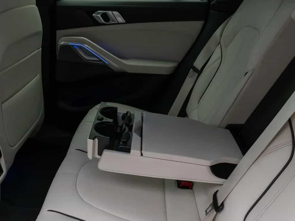 BMW X6 xD40d M Sport 360° HUD H/K 22Zoll Individual 11/2022-photo-26