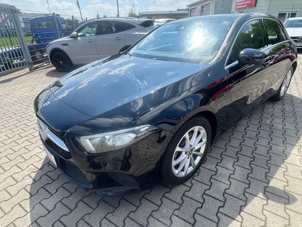Mercedes-Benz A 200 LED KLIMA PANORAMA LEDER ALUS AUTOMATIK 05/2018-photo-2
