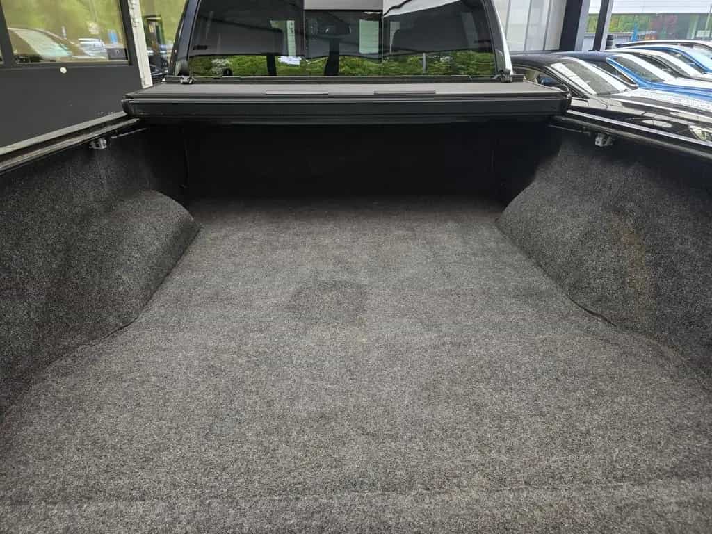 Dodge RAM 1500 4x4 Quad Cab Sport LEDER/deutsches-FZG 07/2017-photo-47