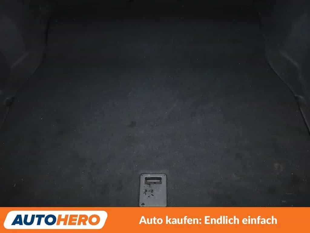 Mercedes-Benz C 200 Avantgarde Aut.*NAVI*LED*TEMPO*PDC* 07/2018-photo-17