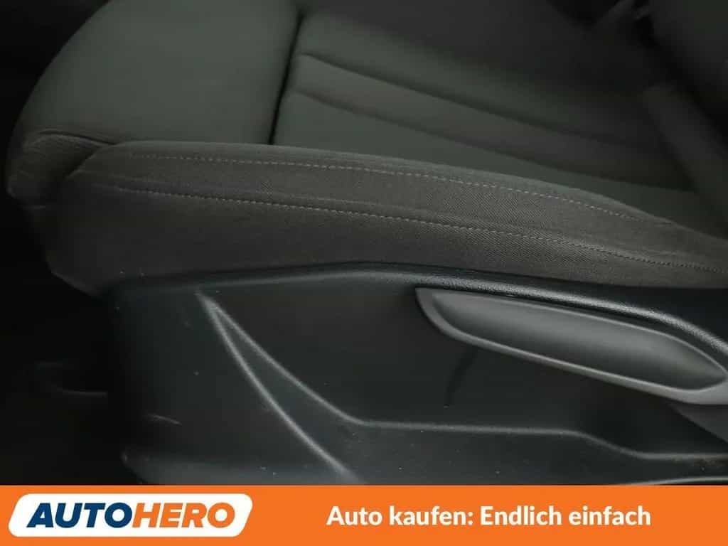 Audi A4 40 TFSI Mild-Hybrid S line Aut.*NAVI*LED*PDC* 01/2020-photo-35