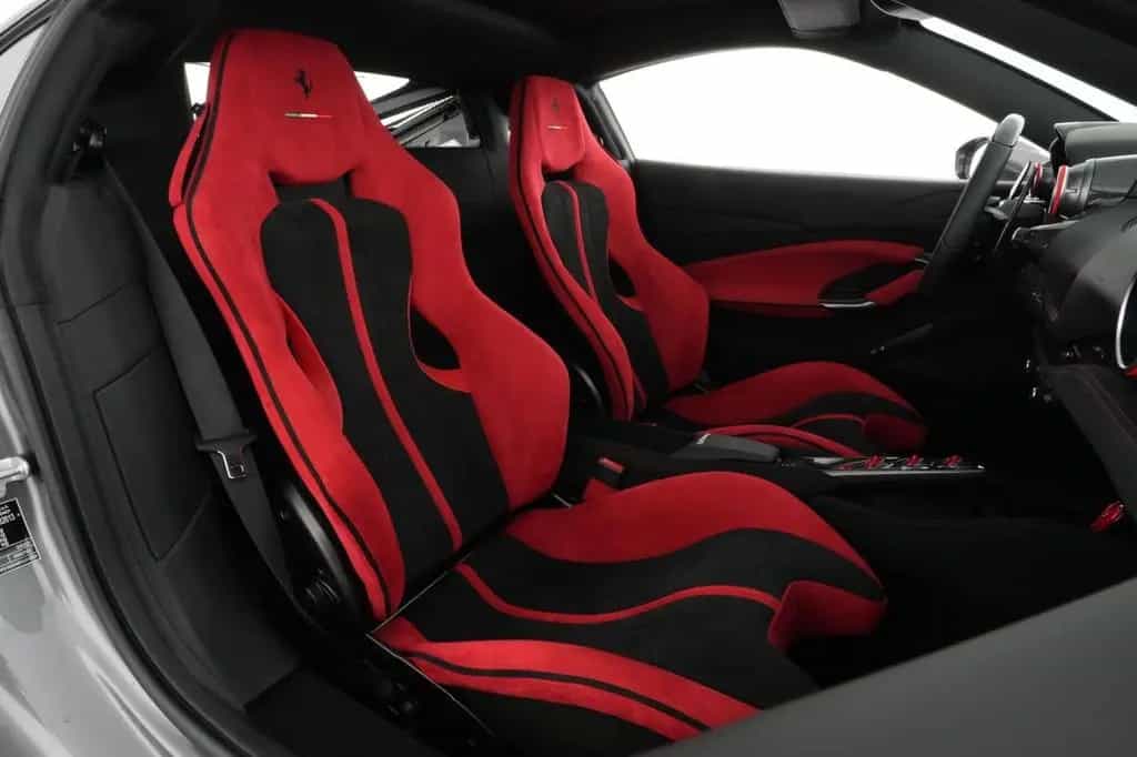 Ferrari F8 Tributo LIFTSYSTEM RACINGSITZE 08/2022-photo-24
