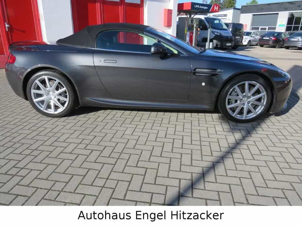 Aston Martin V8 Vantage Roadster 4.7l Sportshift N420 09/2012-photo-2