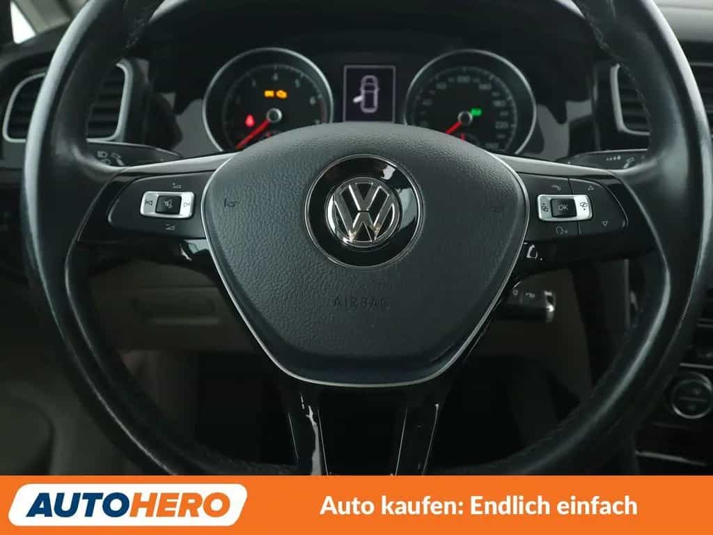 Volkswagen Golf VII 1.4 TSI ACT Highline BMT Aut.*NAVI*PDC* 01/2016-photo-18