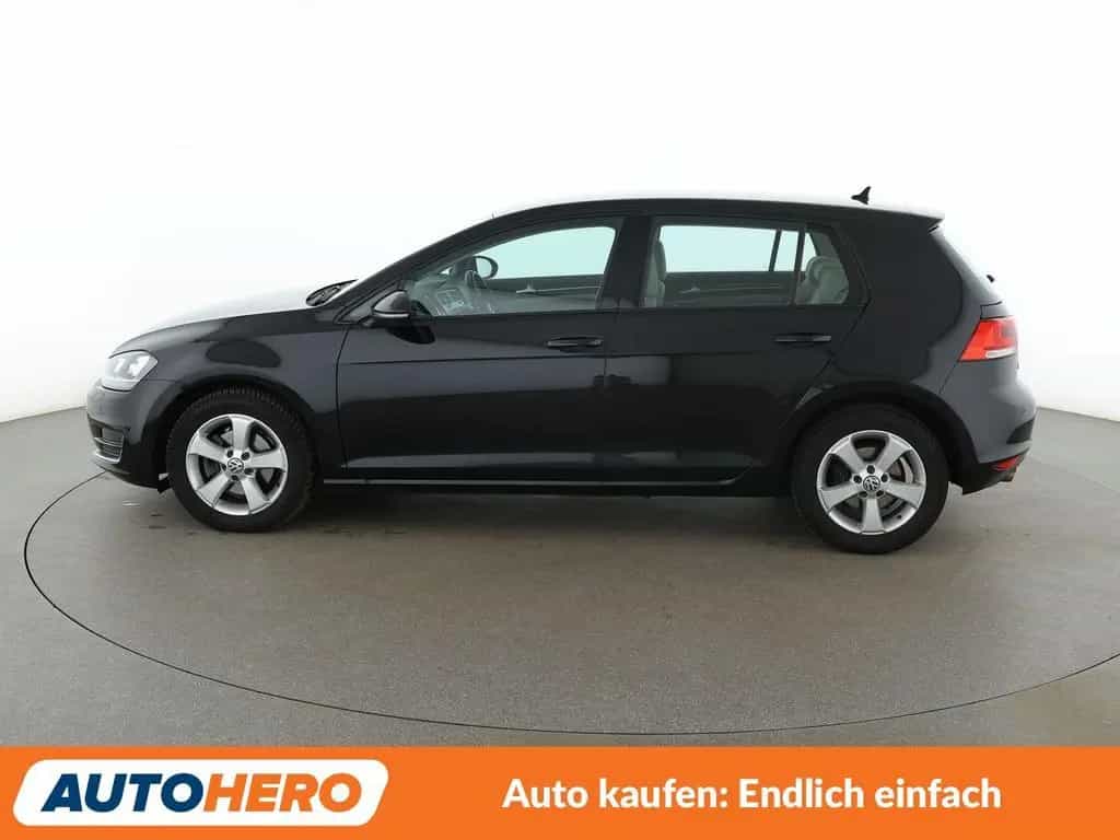 Volkswagen Golf VII 1.4 TSI ACT Highline BMT Aut.*NAVI*PDC* 01/2016-photo-2