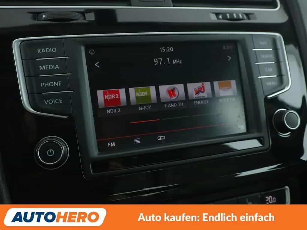 Volkswagen Golf VII 1.4 TSI ACT Highline BMT Aut.*NAVI*PDC* 01/2016-photo-20