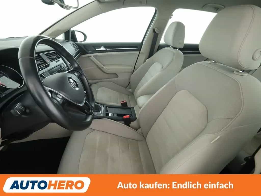 Volkswagen Golf VII 1.4 TSI ACT Highline BMT Aut.*NAVI*PDC* 01/2016-photo-9