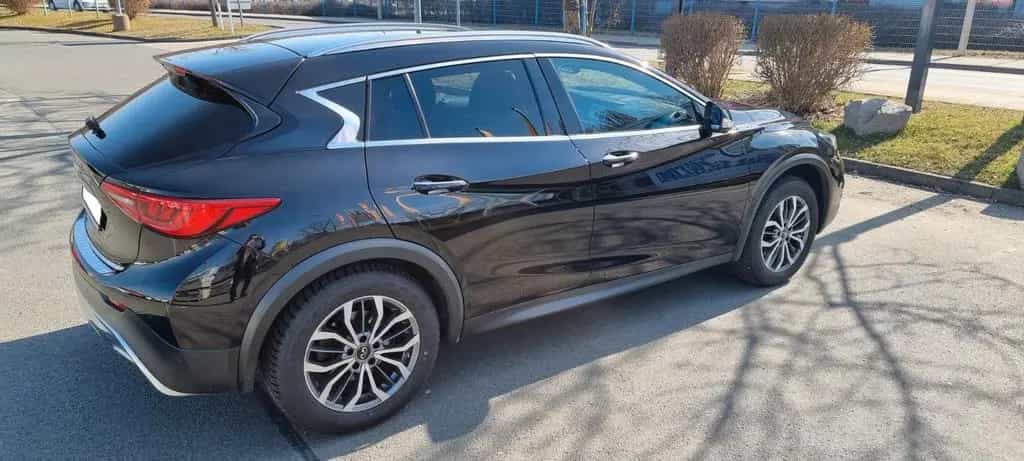 Infiniti QX30 2.2d Premium Tech | 1. Hand | TOP ZUSTAND 06/2017-photo-2