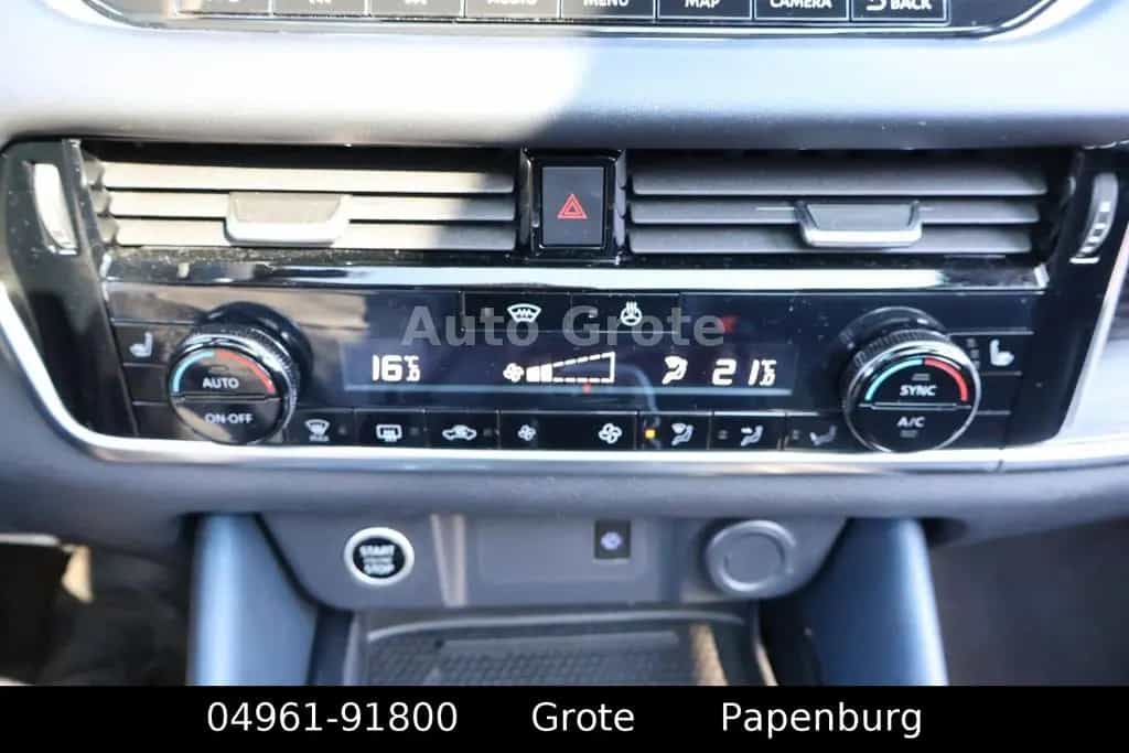 Nissan Qashqai 1.3 DIG-T Tekna AT Headup Leder Bose 04/2022-photo-39