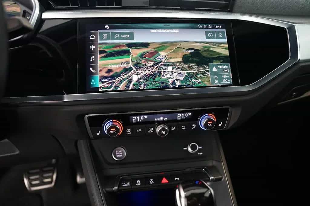 Audi Q3 40 TFSI quattro S line | MMI Navi | Matrix 06/2019-photo-18