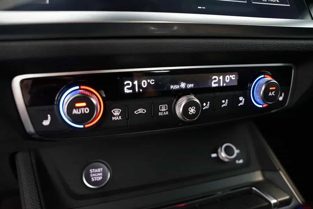 Audi Q3 40 TFSI quattro S line | MMI Navi | Matrix 06/2019-photo-25