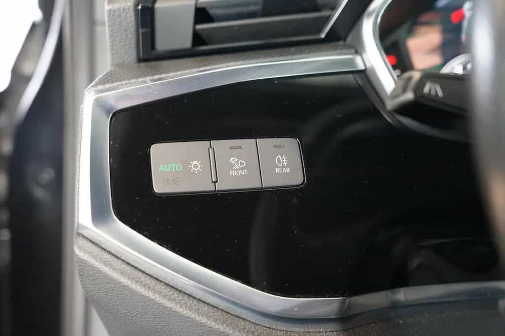 Audi Q3 40 TFSI quattro S line | MMI Navi | Matrix 06/2019-photo-31