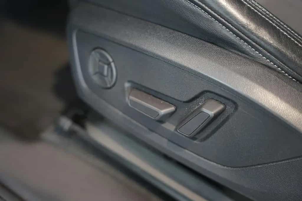 Audi Q3 40 TFSI quattro S line | MMI Navi | Matrix 06/2019-photo-32