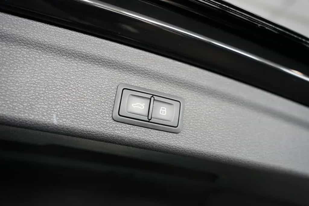 Audi Q3 40 TFSI quattro S line | MMI Navi | Matrix 06/2019-photo-38