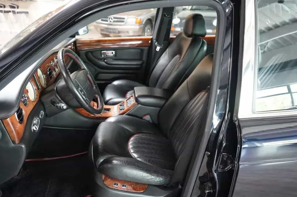Bentley Arnage Red Label 6.75 V8 Twin Turbo 07/2001-photo-11