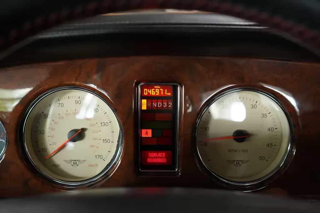 Bentley Arnage Red Label 6.75 V8 Twin Turbo 07/2001-photo-18