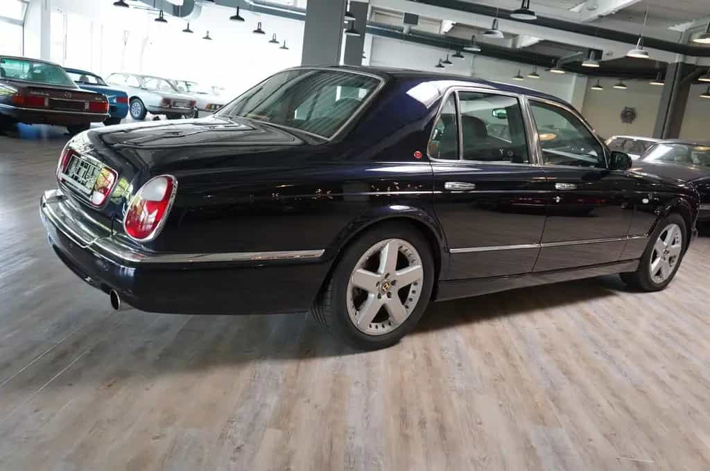 Bentley Arnage Red Label 6.75 V8 Twin Turbo 07/2001-photo-2