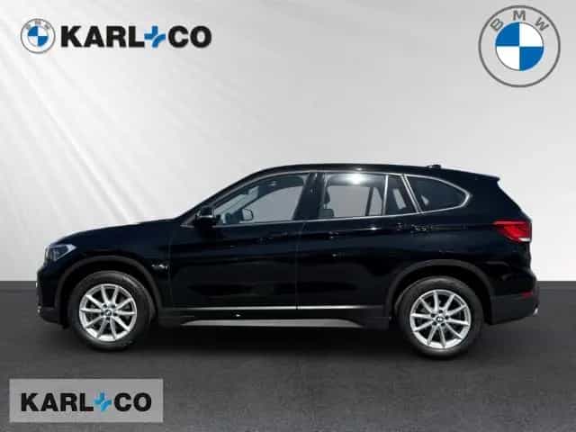 BMW X1 18d Navi LED AHK HIFI Sitzhzg. PDC DAB 01/2022-photo-1