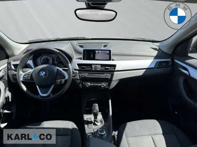 BMW X1 18d Navi LED AHK HIFI Sitzhzg. PDC DAB 01/2022-photo-9