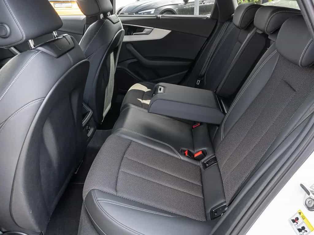 Audi A4 Avant advanced 35 TDI S tronic S Line Interie 02/2023-photo-14