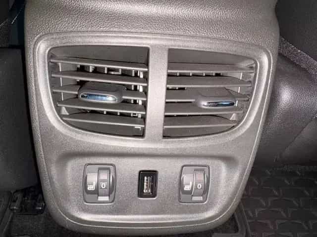 Opel Grandland (X) 1.6 Automatik Innovation+Leder+USB 02/2019-photo-13