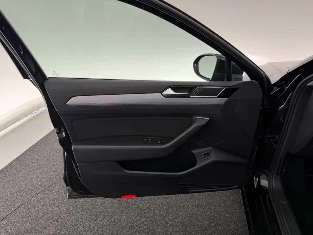 Volkswagen Passat 2.0 TSI*BUSINESS*LED-ACC-R.KAM-MASSAGE 12/2019-photo-21