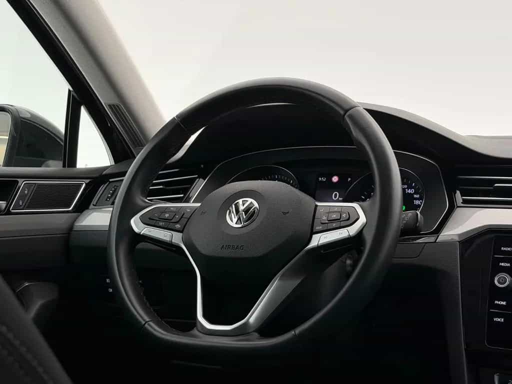 Volkswagen Passat 2.0 TSI*BUSINESS*LED-ACC-R.KAM-MASSAGE 12/2019-photo-29
