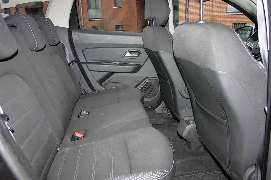 Dacia Duster 1.5DCi AUTOMATIK Navi/Kam/Temp/Pdc/Ahk 04/2018-photo-19
