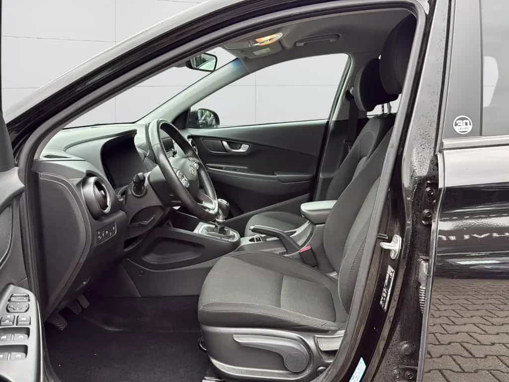 Hyundai KONA Facelift MJ22 1.0 T-GDi 120PS EDITION PLUS 06/2022-photo-6