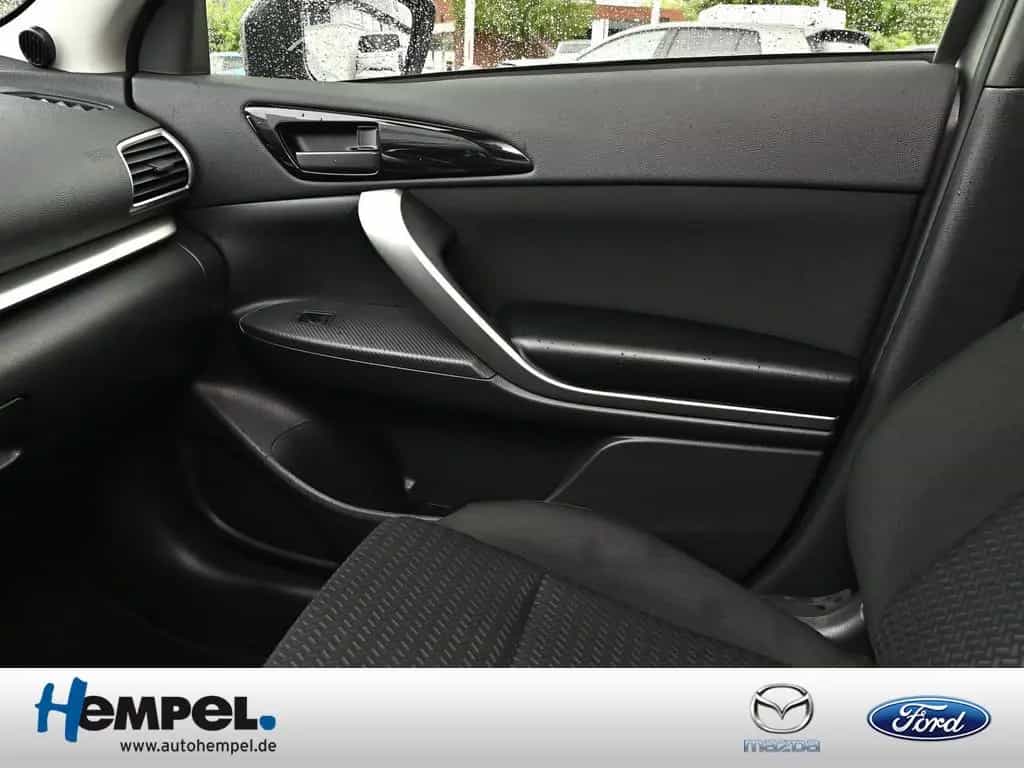 Mitsubishi Eclipse Cross 1.5 Diamant Edition SHZ KAMERA 11/2020-photo-11
