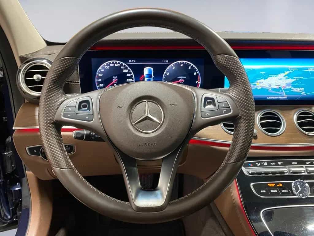 Mercedes-Benz E 200 Lim 9G WIDESCREEN Leder Schiebed AHK Kamer 06/2017-photo-12