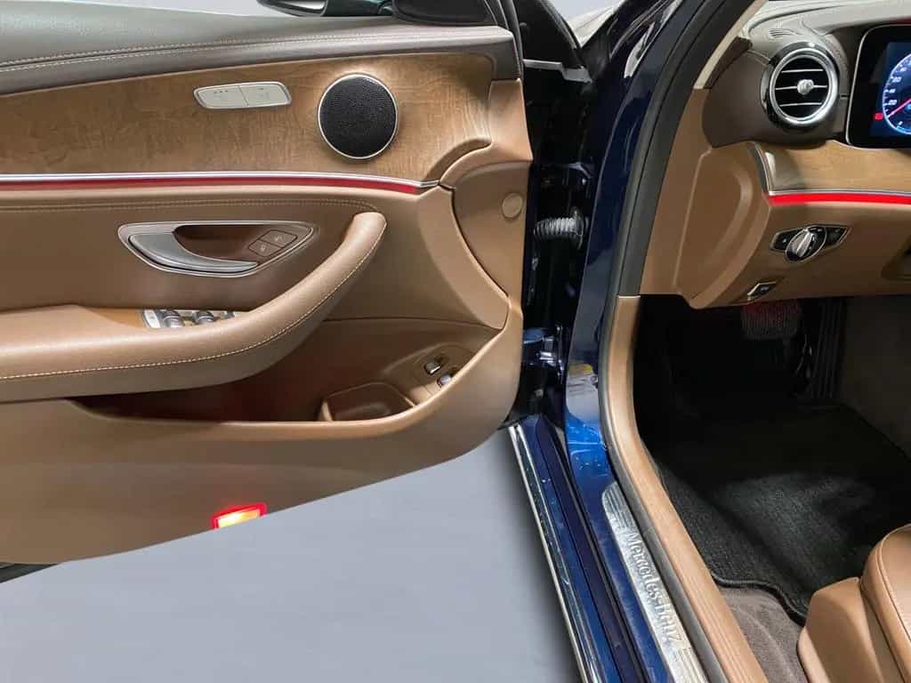 Mercedes-Benz E 200 Lim 9G WIDESCREEN Leder Schiebed AHK Kamer 06/2017-photo-16