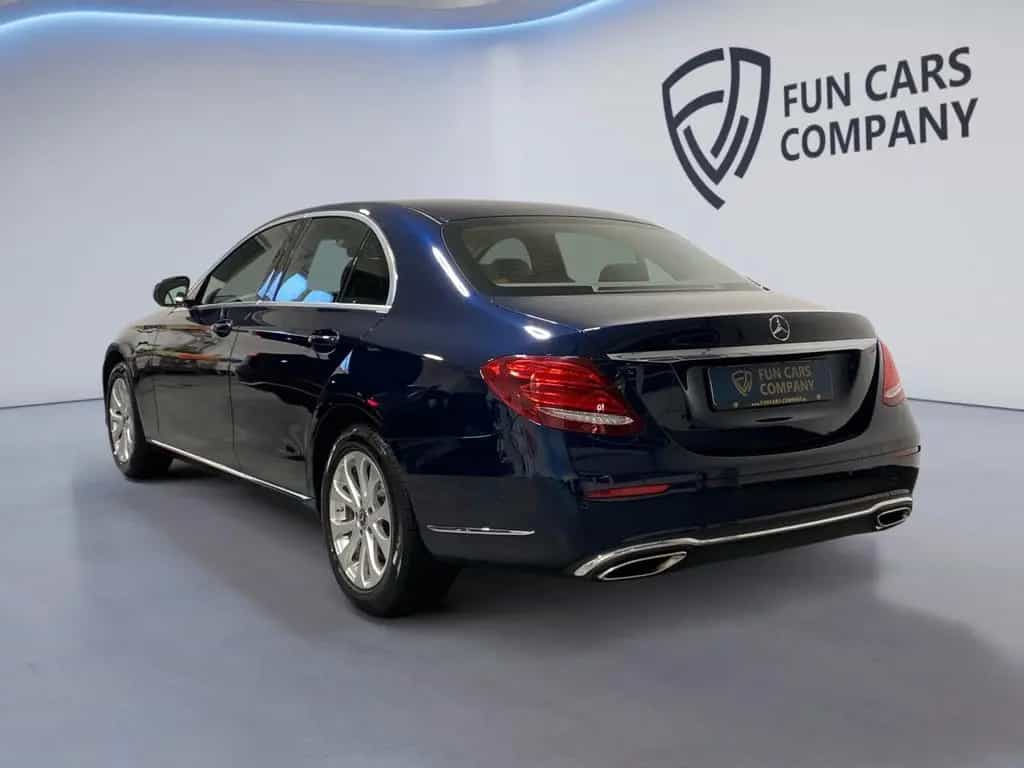 Mercedes-Benz E 200 Lim 9G WIDESCREEN Leder Schiebed AHK Kamer 06/2017-photo-2