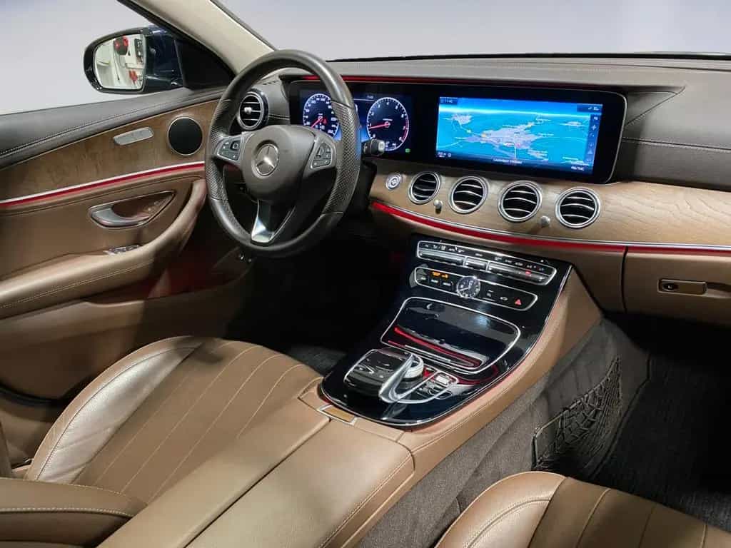 Mercedes-Benz E 200 Lim 9G WIDESCREEN Leder Schiebed AHK Kamer 06/2017-photo-20